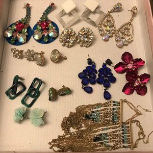 Lot of statement earrings